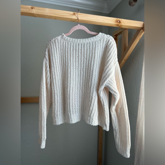 Love Tree Cream Soft Knit Sweater Women’s Size Medium - Picture 3 of 5